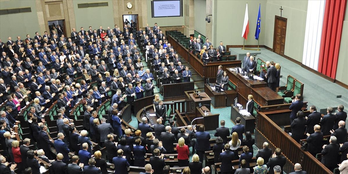 Poľský Sejm podporil kontroverzný návrh protiteroristického zákona