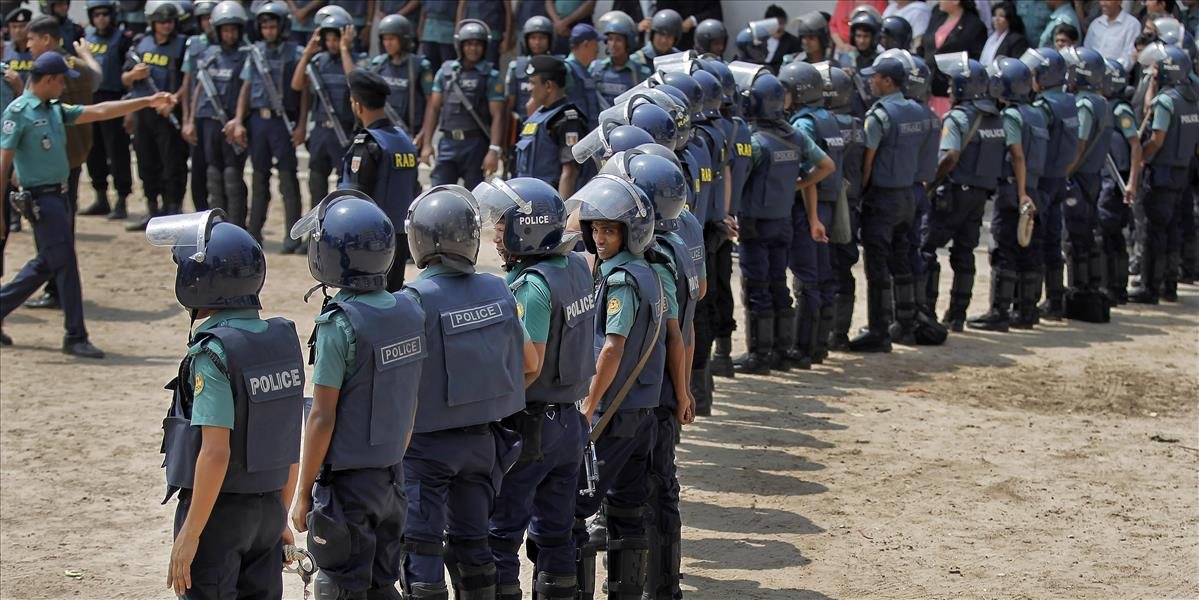 Bangladéšska polícia spustila operáciu proti militantným islamistom, zatkla takmer 1000 ľudí