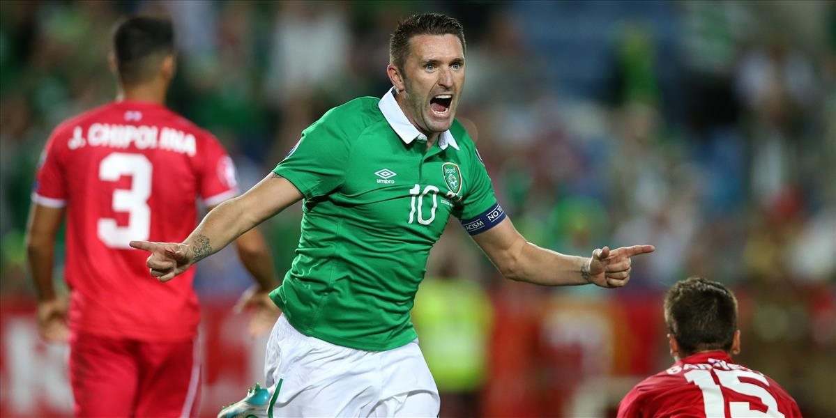 Íri nastúpia proti Švédom aj s veteránom Keaneom