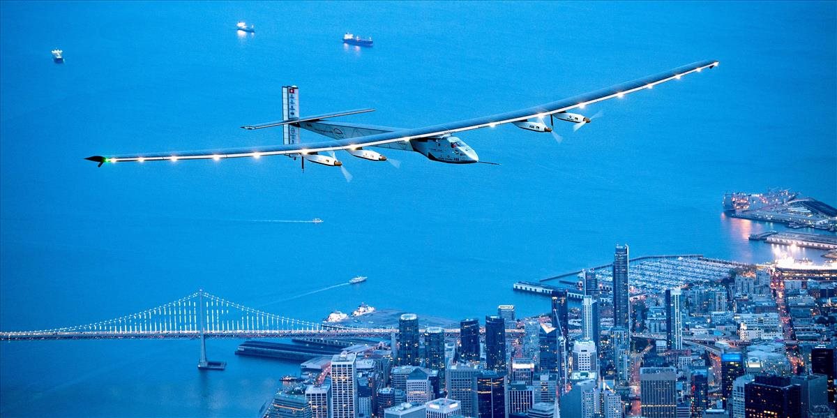 Solárne lietadlo pokračuje v ceste okolo sveta, bezpečne pristálo v New Yorku