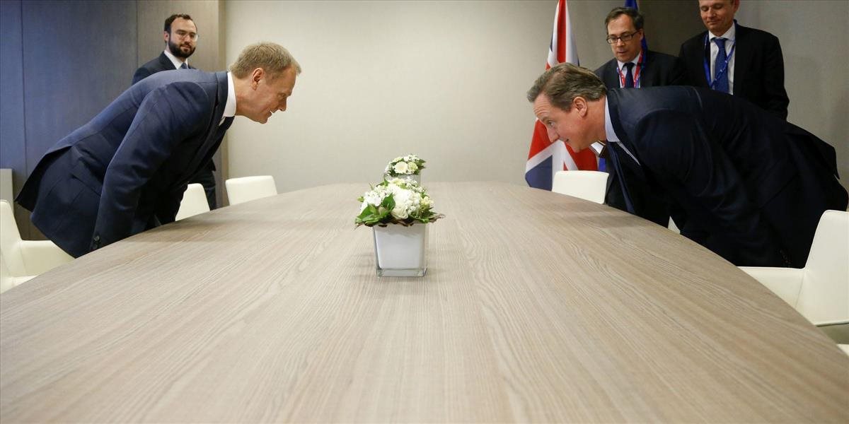 Tusk: Rokovania o nových vzťahoch Británie a EÚ potrvajú najmenej 7 rokov