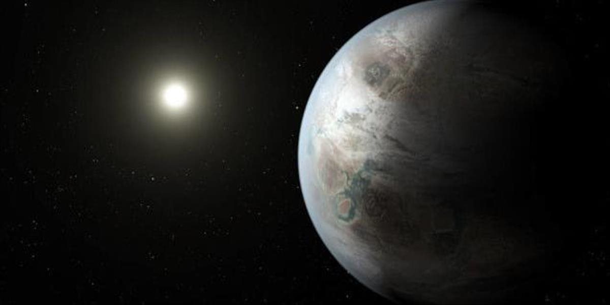 Astronómovia objavili najväčšiu planétu obiehajúcu okolo dvojhviezdy