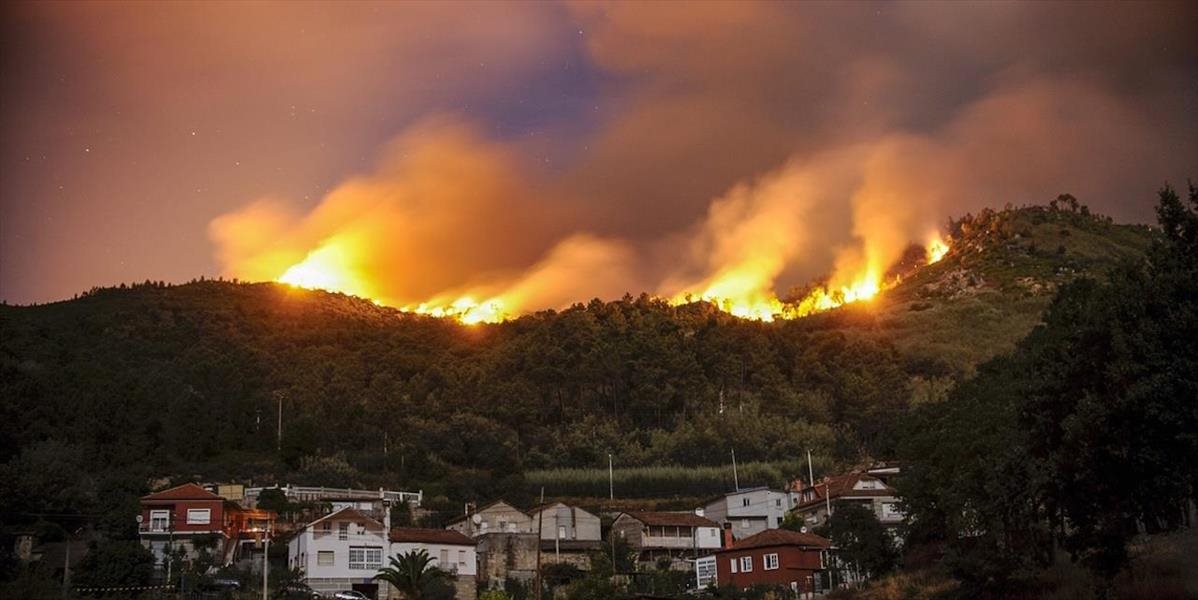 Lesné požiare vo východnom Španielsku donútili k evakuácii stovky ľudí