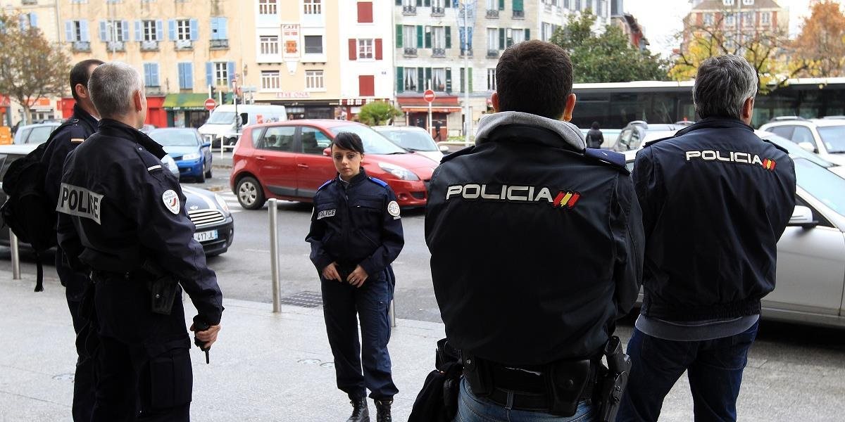 V Španielsku zatkli 2 ľudí za prechovávanie 10 tisíc kradnutých umeleckých diel