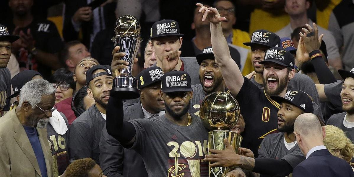 NBA: Cleveland dokonal historický obrat a získal titul, MVP pre Jamesa