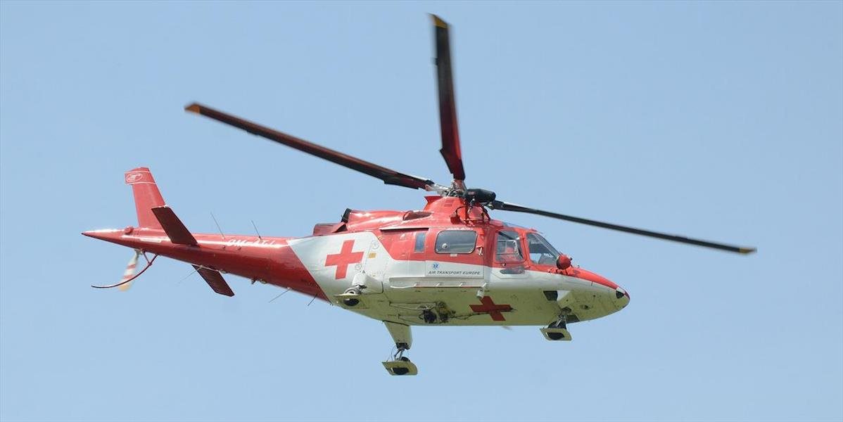 Žena sa vážne zranila na kolobežke: Ratovali ju leteckí záchranári