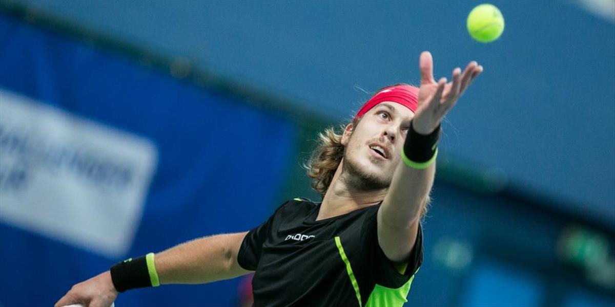 Wimbledon: Martin proti Ribovi, Lacko s Nedoviesovom