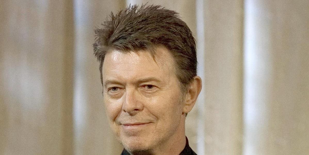 Budú dražiť prameň vlasov Davida Bowieho