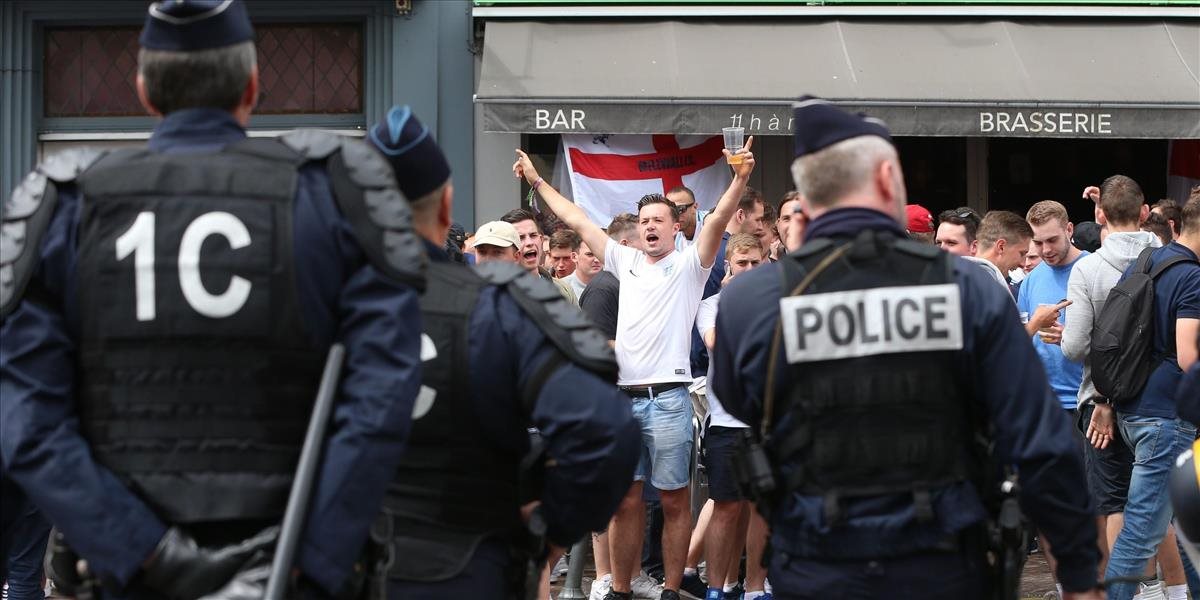 Francúzski policajti počas ME 2016 zatkli stovky výtržníkov, čakajú ich prísne tresty