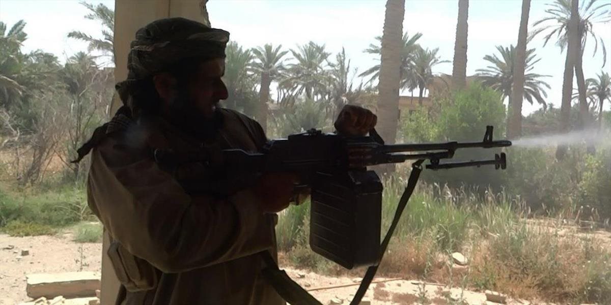 Džihádisti odrazili ofenzívu vládnych síl na baštu IS Rakku
