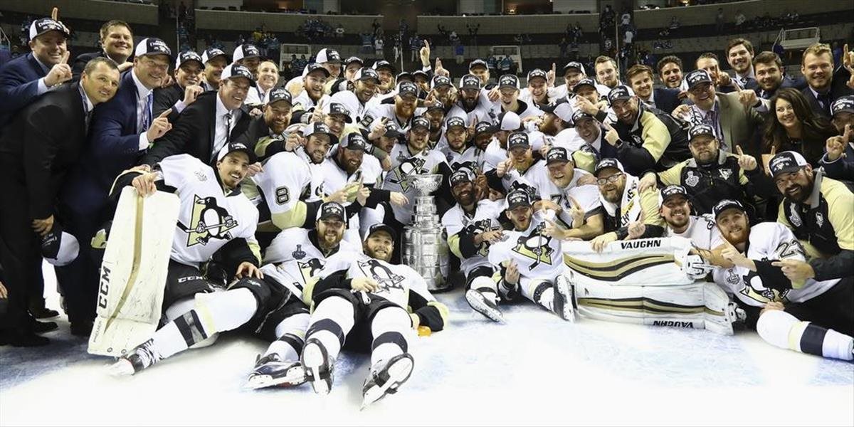 NHL: "Tučniaci" vyvesia majstrovský transparent v zápase s Washingtonom