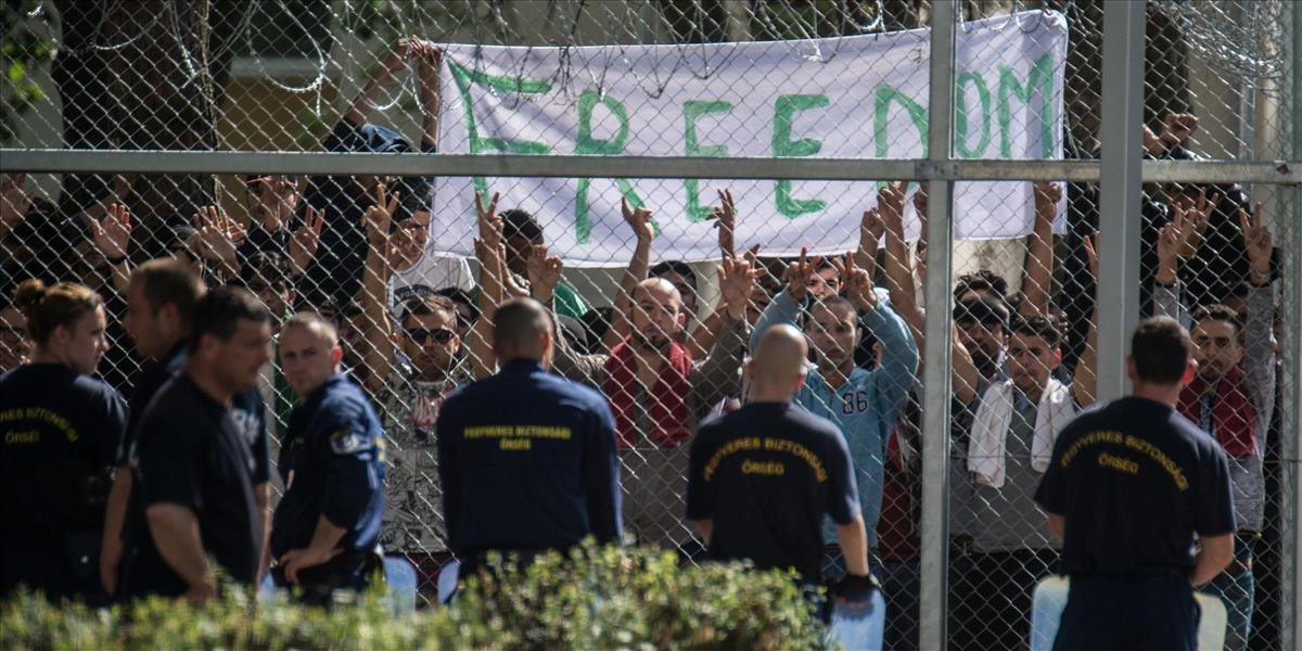 V maďarskom Kiskunhalase sa opäť búrili migranti