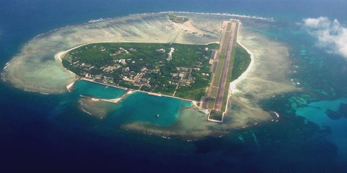 Čína plánuje pravidelné civilné plavby na sporné Spratlyho ostrovy do roku 2020