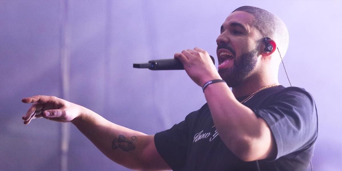 Drakea žaluje producent, ktorého dal údajne zbiť