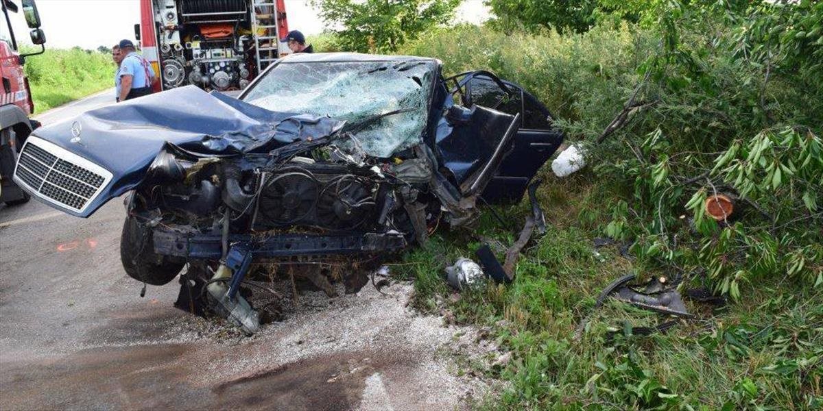 Pezinský policajt zachránil šoféra po havárii