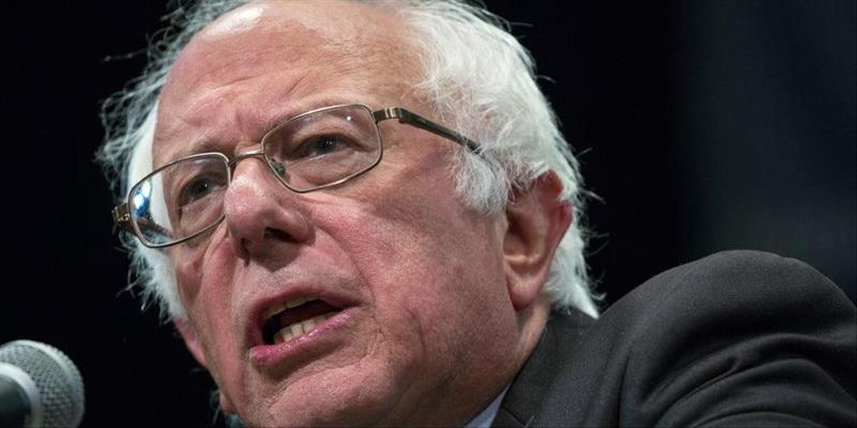 Sanders bude v prezidentských voľbách hlasovať za Clintonovú