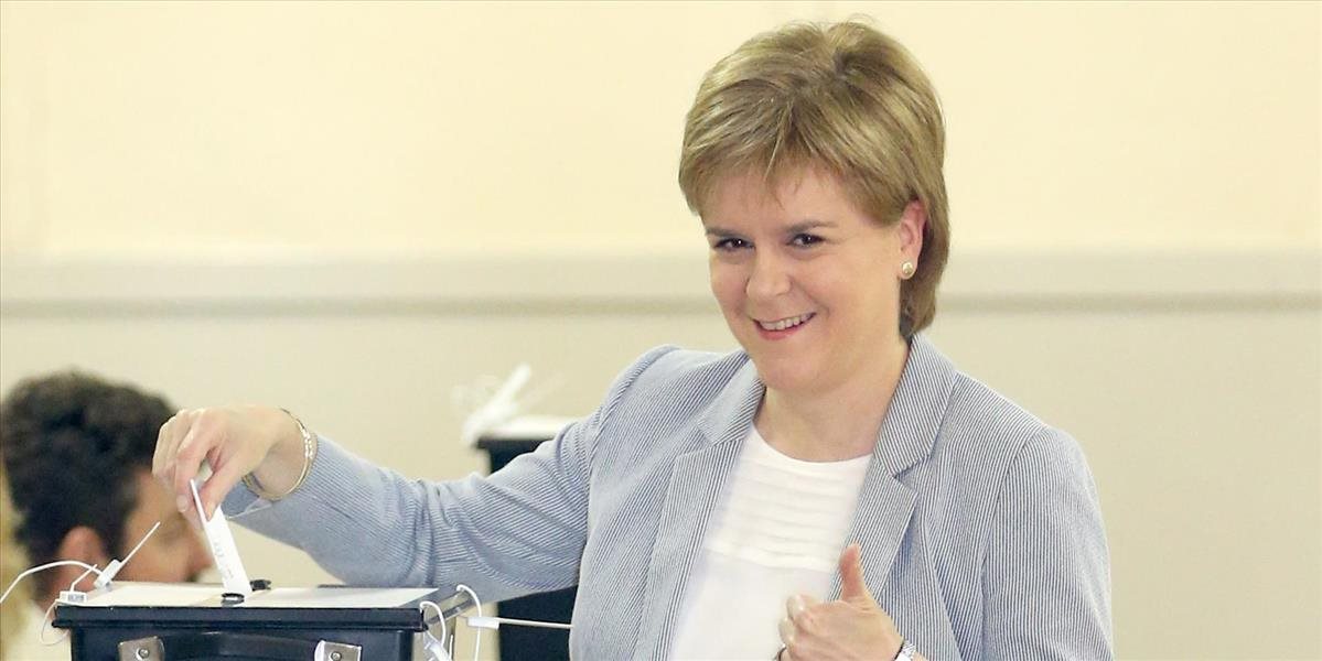 Sturgeonová: Śkótska vláda začne ihneď rokovať s EÚ o možnosti zostať v únii