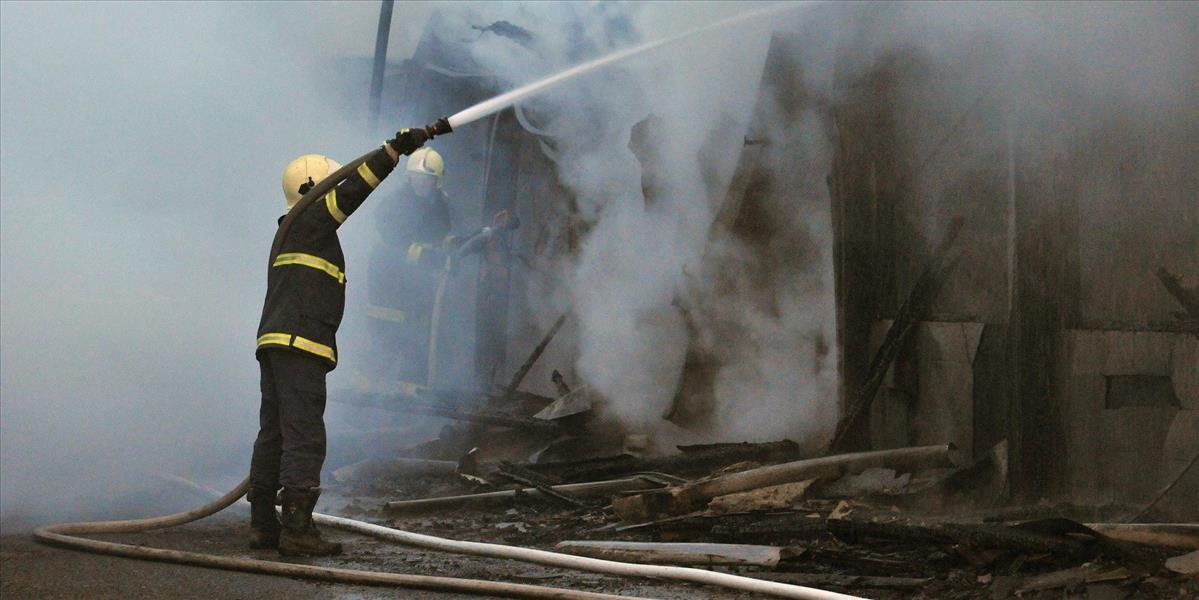 Škody po požiari v bratislavskej Rači sa predbežne odhadujú na 90.000 eur!