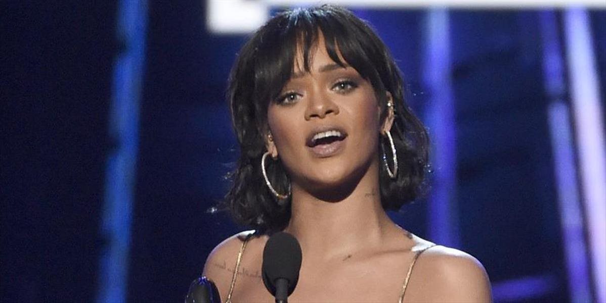 VIDEO Rihanna zverejnila skladbu Sledgehammer