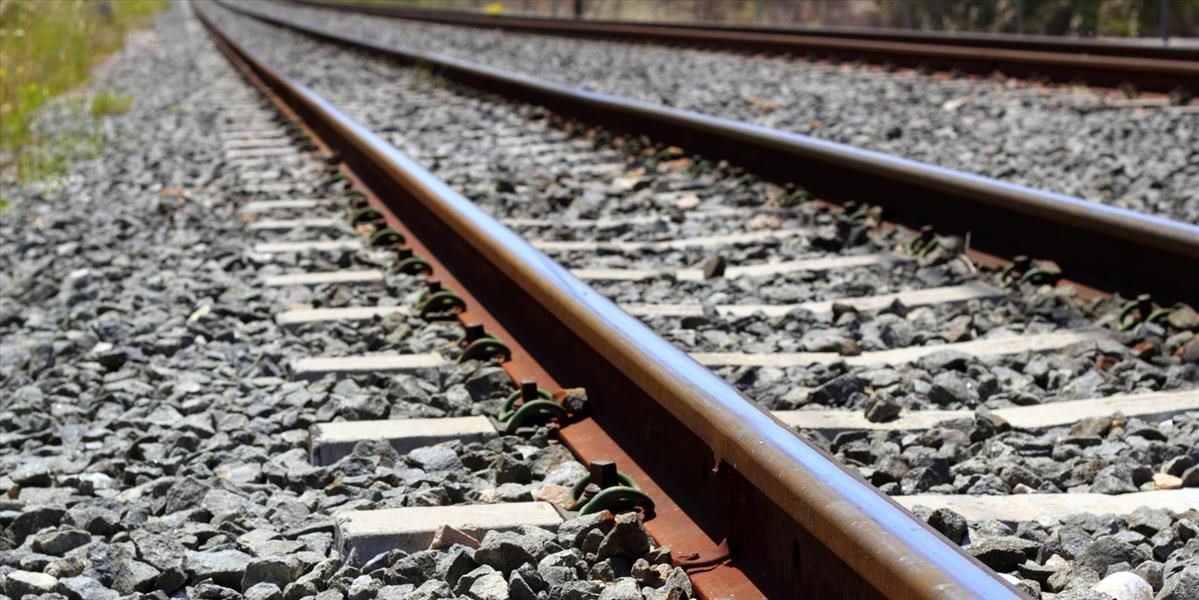 Železničná doprava medzi stanicami Hul a Podhájska je prerušená