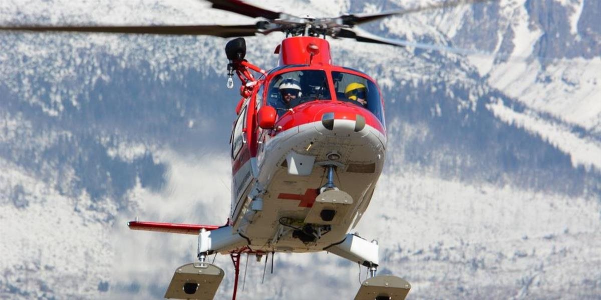 Vrtuľník pomáhal dôchodcovi, previezol ho do nemocnice v Prešove