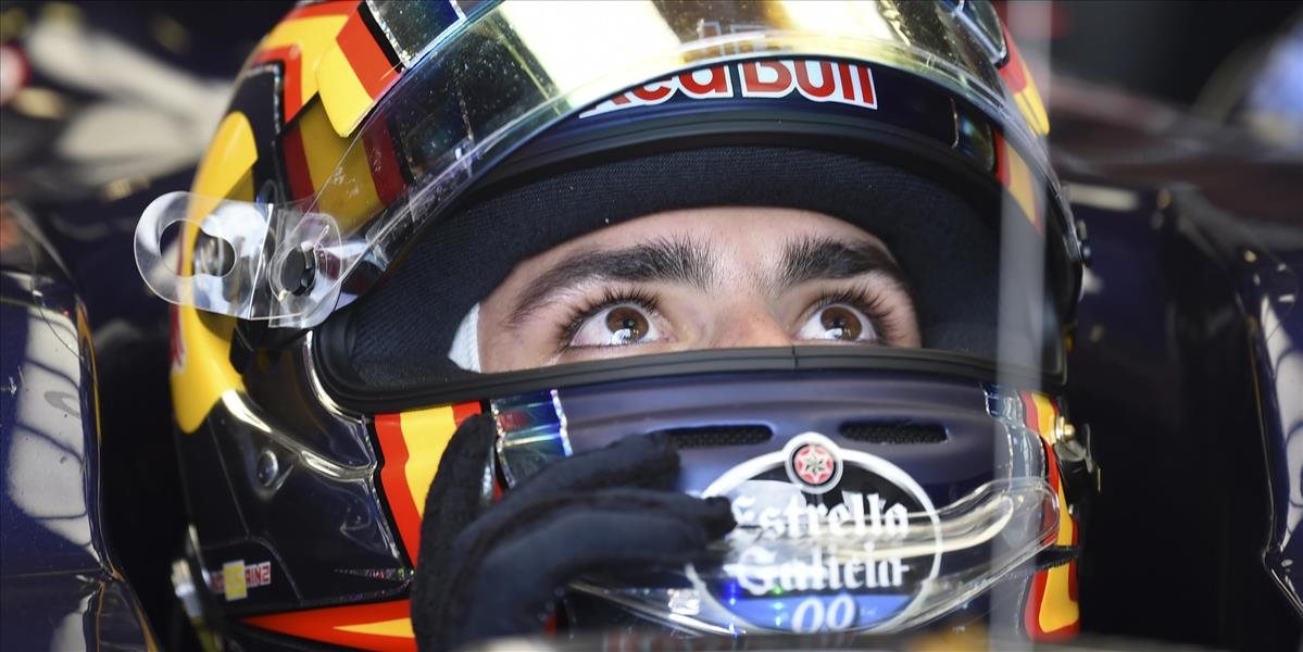 F1: Carlos Sainz zostáva v Toro Rosso aj ďalšiu sezónu