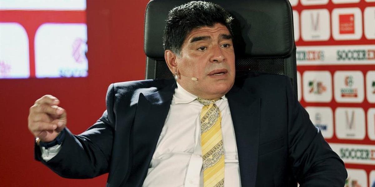 Maradona radí nechať Messiho na pokoji