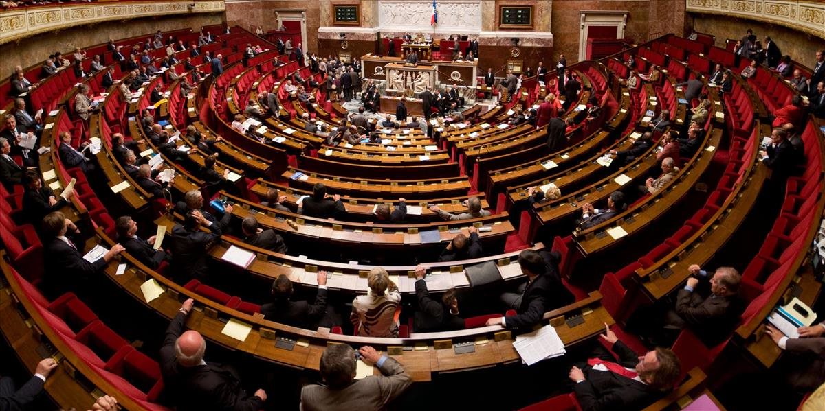 Nový zákonník práce opäť prešiel francúzskym parlamentom bez súhlasu poslancov