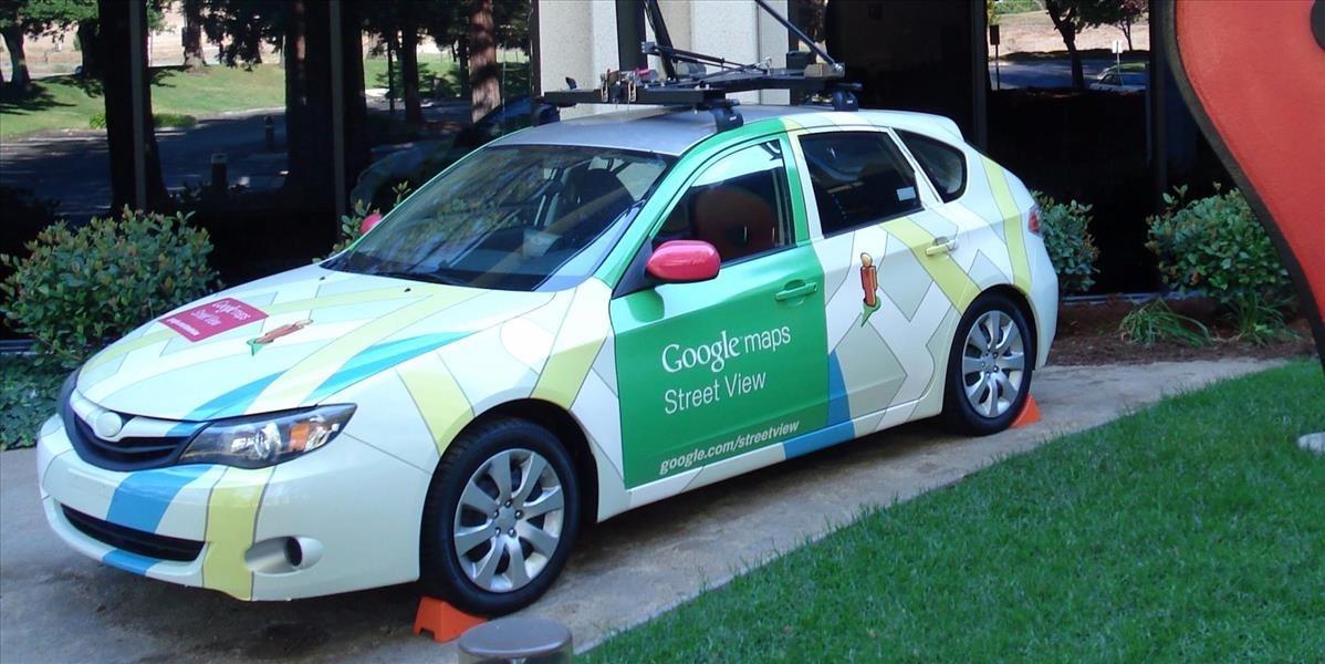 V Kalifornii zatkli muža, ktorý podnikal útoky voči autám spoločnosti Google