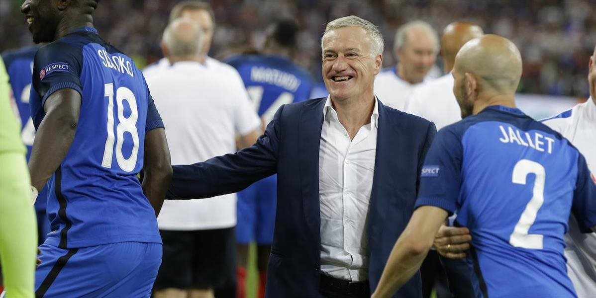 Deschamps apeluje na hrdosť hráčov nosiť dres Les Bleus