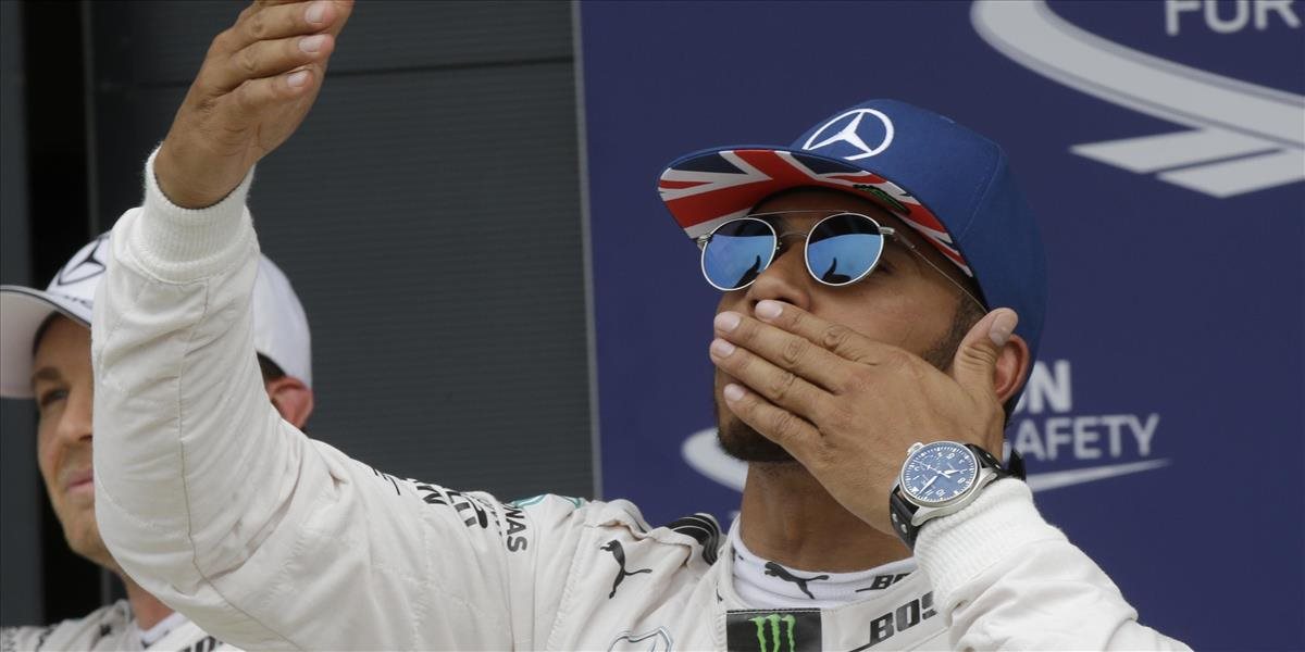 F1: Hamilton vyštartuje na VC Veľkej Británie z prvého miesta