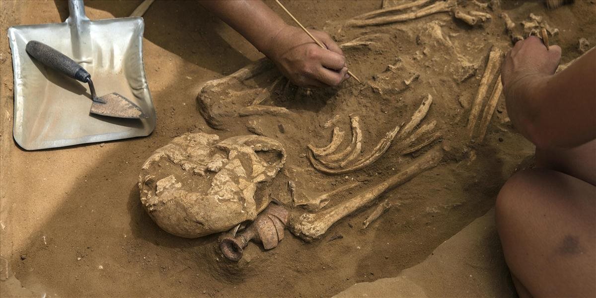 FOTO Archeológovia sa priblížili k tajomstvu Filištíncov, prvý raz objavili ich cintorín