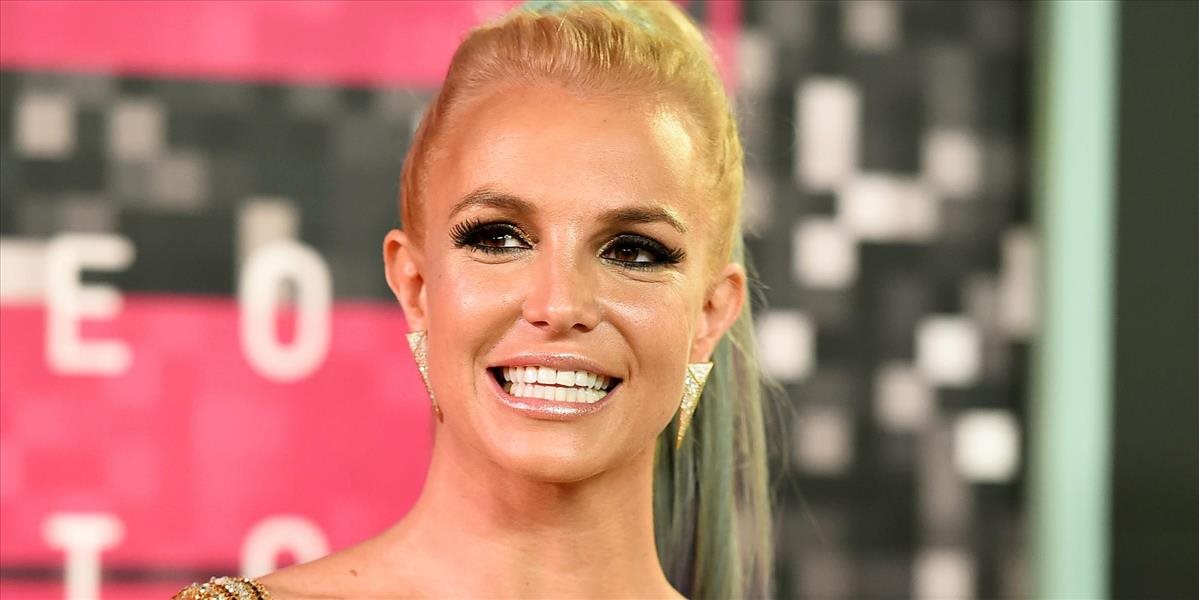 Britney Spears zverejnila úryvok zo skladby Private Show