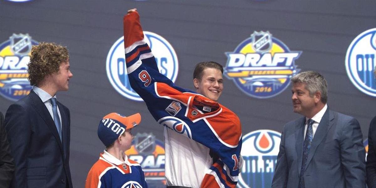 NHL: Puljujärvi podpísal s Edmontonom nováčikovskú zmluvu