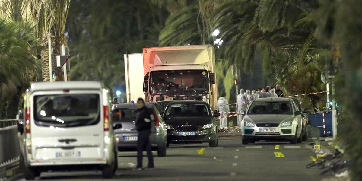 Politici na Facebooku smútia za obeťami útoku v Nice a odsudzujú násilie