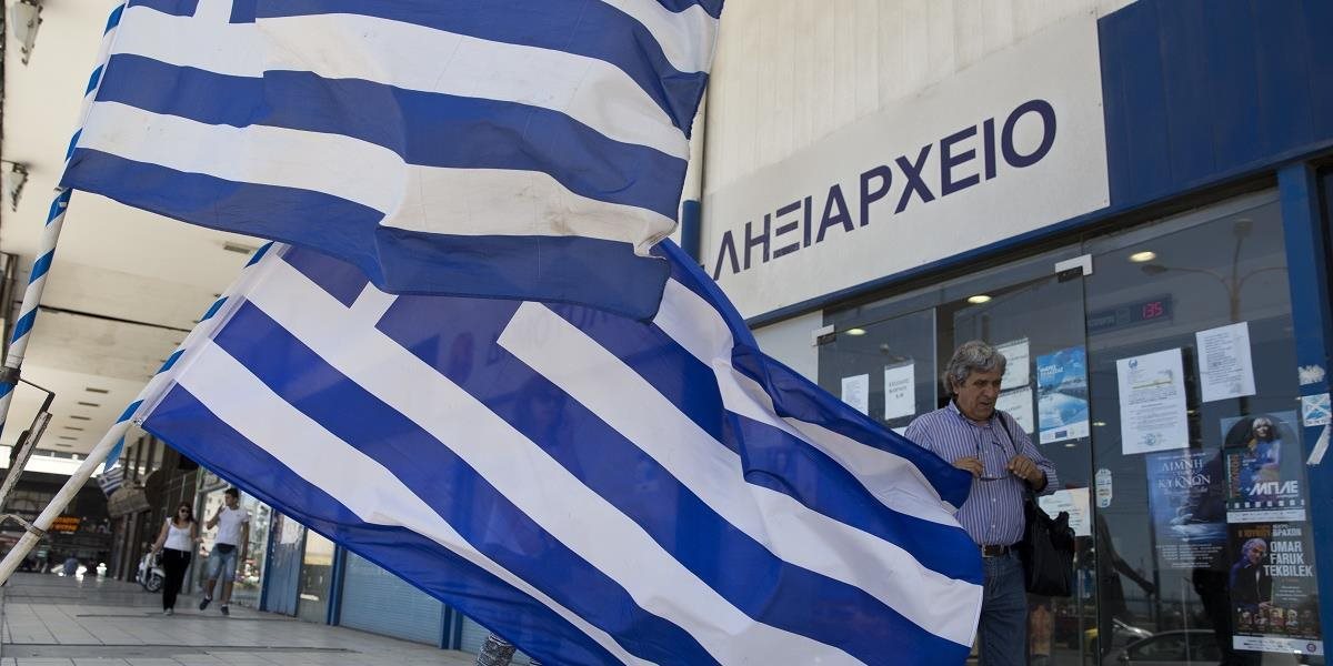 Aj rok po záchrane Grécka majú jeho obyvatelia pocit, že ich nič dobré nečaká