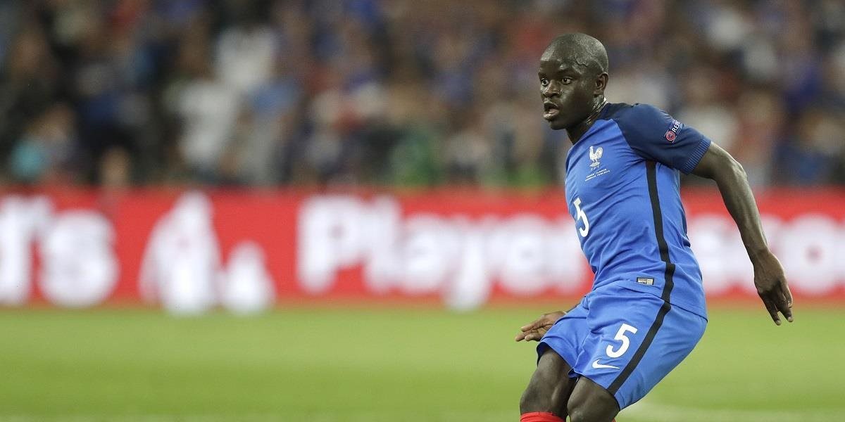 Futbalista N'Golo Kanté sa sťahuje z Leicesteru do Chelsea