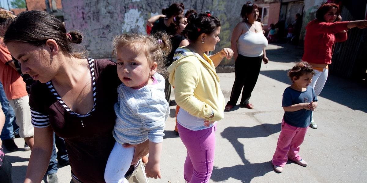 Ministerstvo vnútra dá na projekty riešenia problémov Rómov 615-tisíc eur