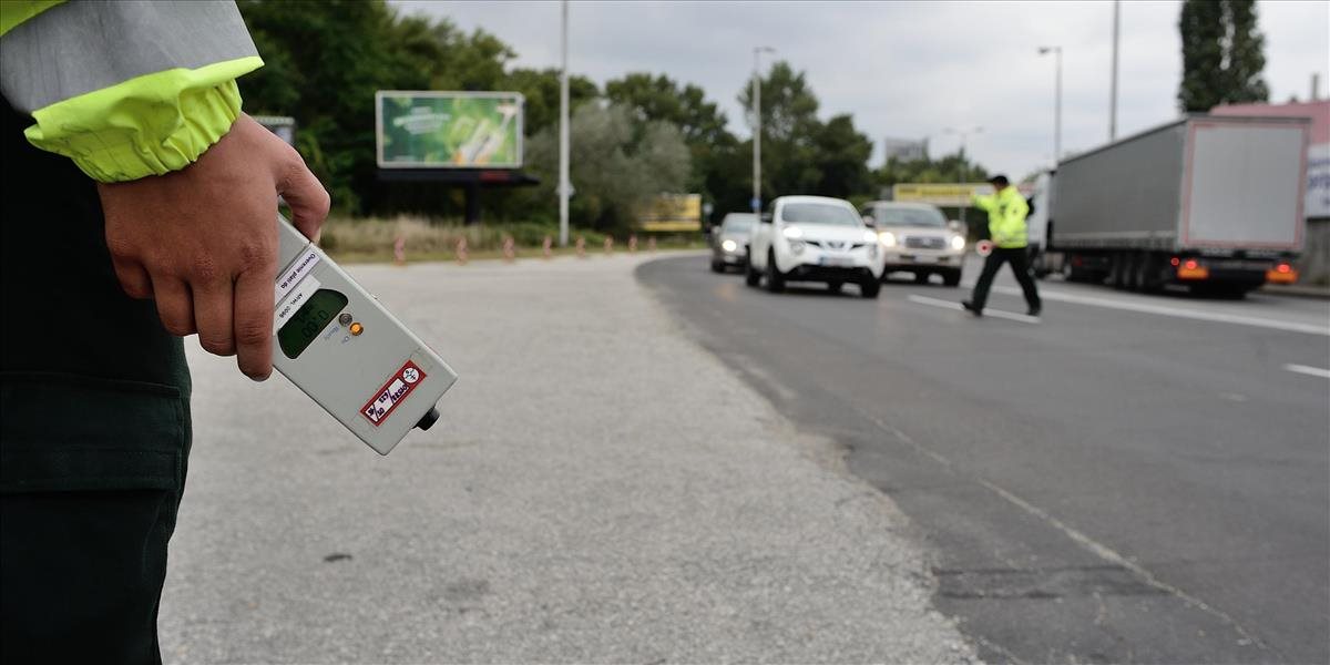 Na cestách okresu Žiar nad Hronom chystajú policajti vo štvrtok kontrolu