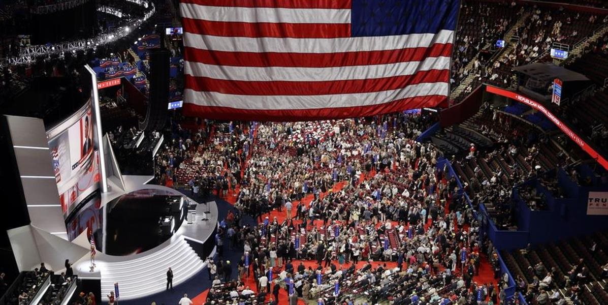 Republikáni otvorili svoj nominačný zjazd v Clevelande