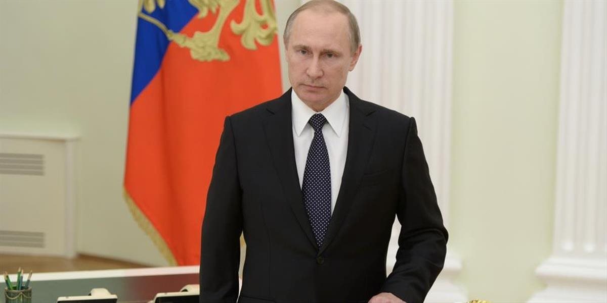 Putin: Obvinení funkcionári budú mať zastavenú činnosť
