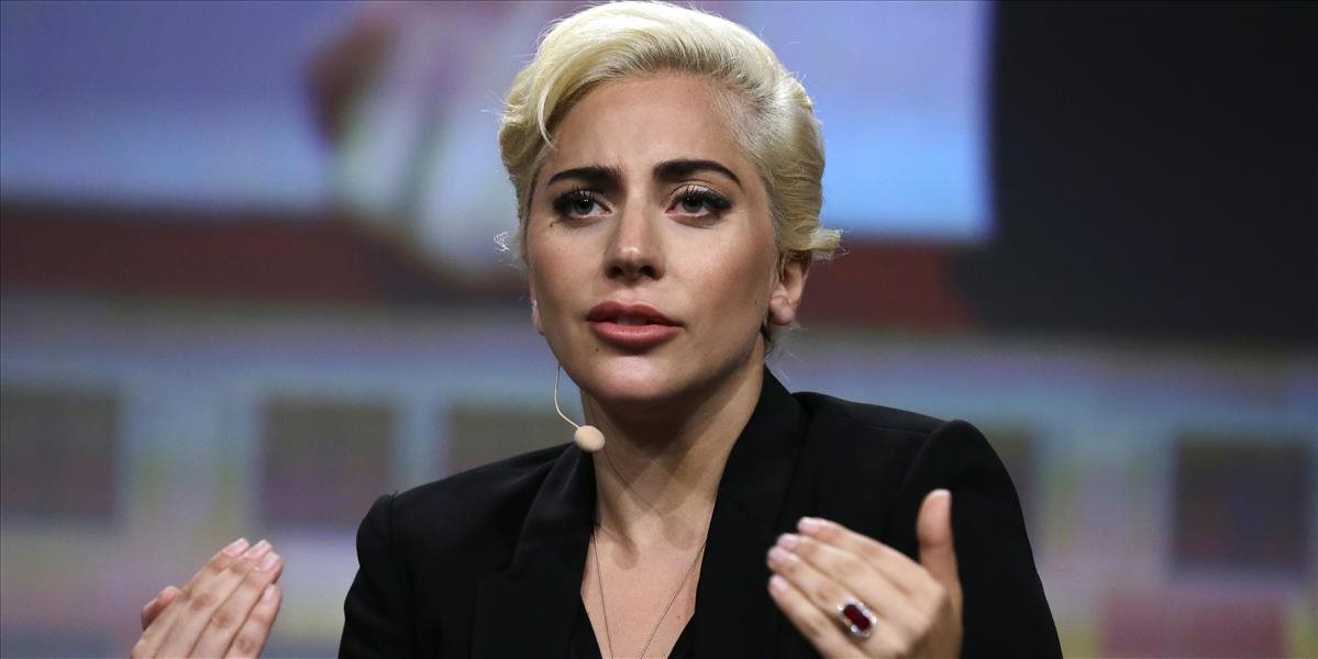 VIDEO Lady Gaga navštívila opustené deti v mexickom centre, doniesla aj darčeky
