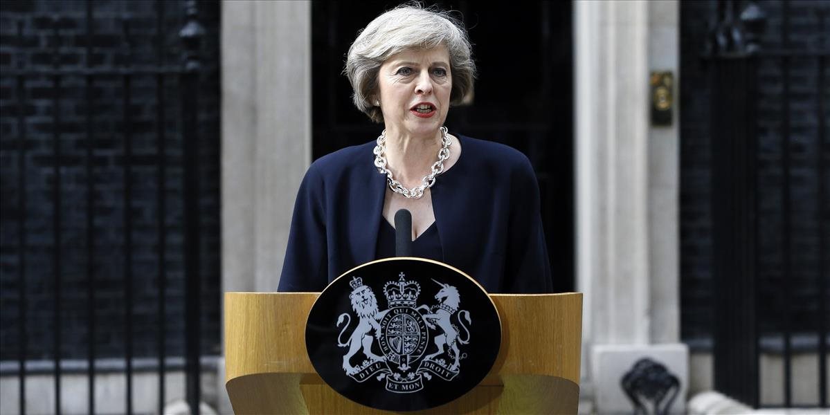 Premiérka Mayová vyzvala ministrov na spoluprácu pri presadzovaní brexitu
