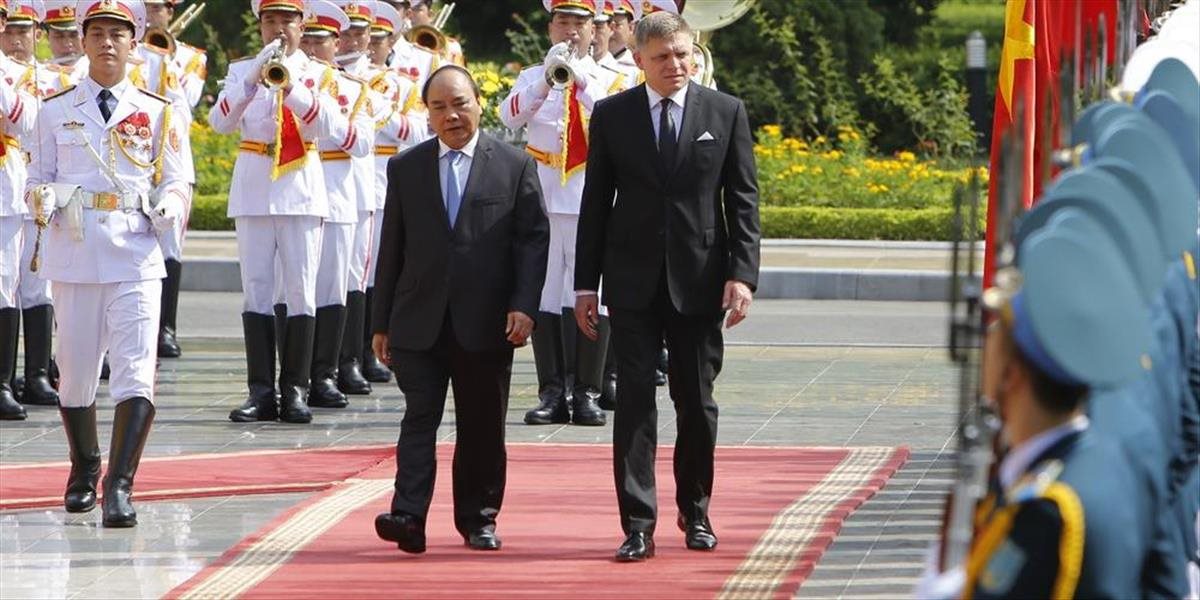 Premiér Fico sa vrátil z návštevy Vietnamu a Mongolska