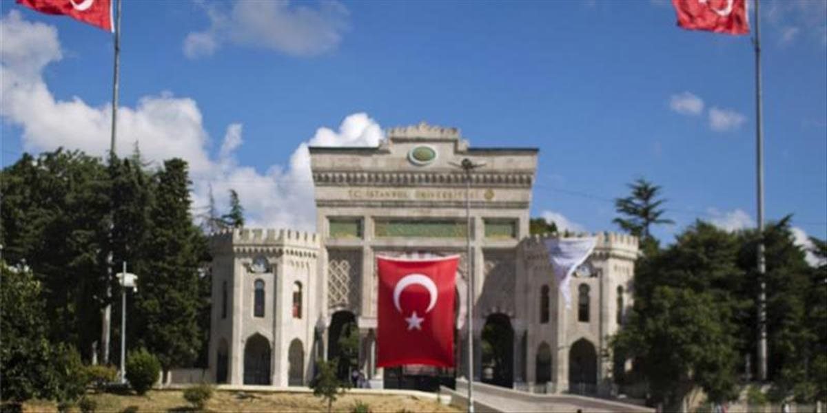 Turecká vláda zatvorí 626 vzdelávacích inštitúcií vrátane 524 súkromných škôl