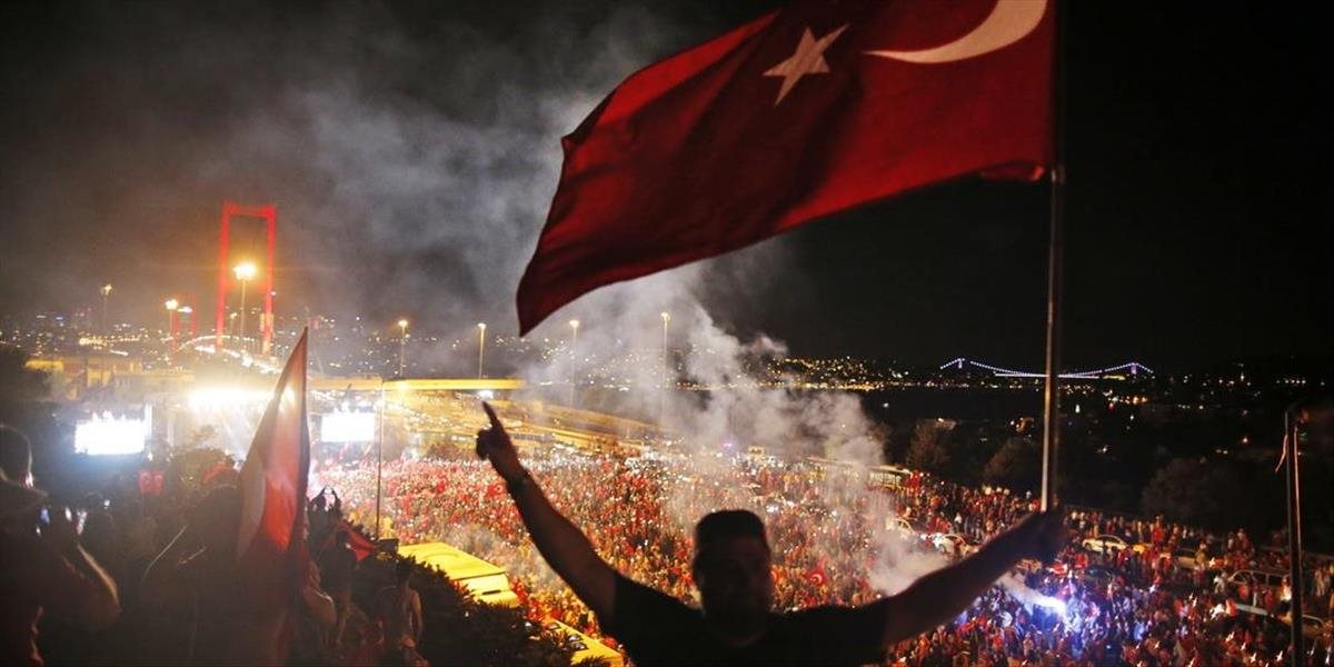 Belgicko odsúdilo dianie v Turecku po zmarenom vojenskom prevrate