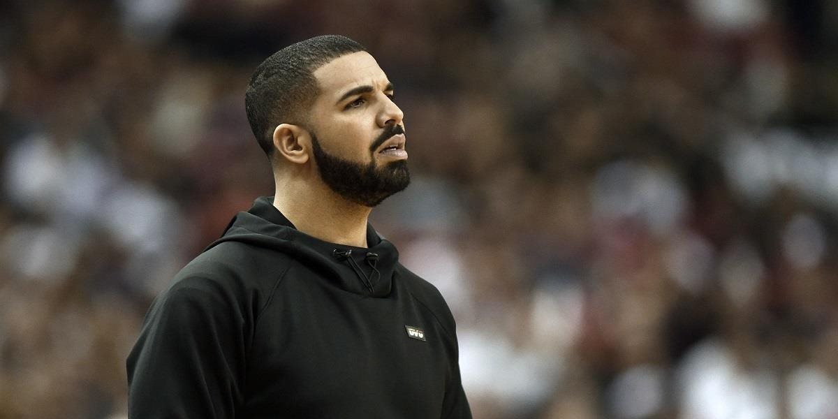 One Dance od Drakea je pätnásť týždňov na vrchole UK Chartu