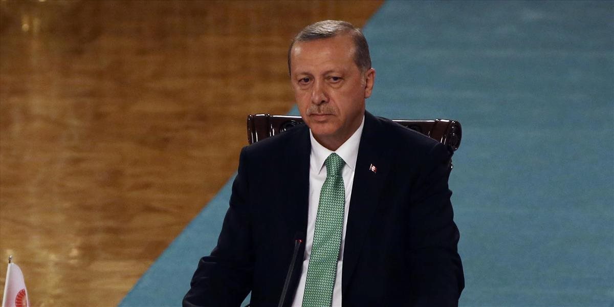 Prezident Erdogan vyslovil nespokojnosť so znížením ratingu krajiny