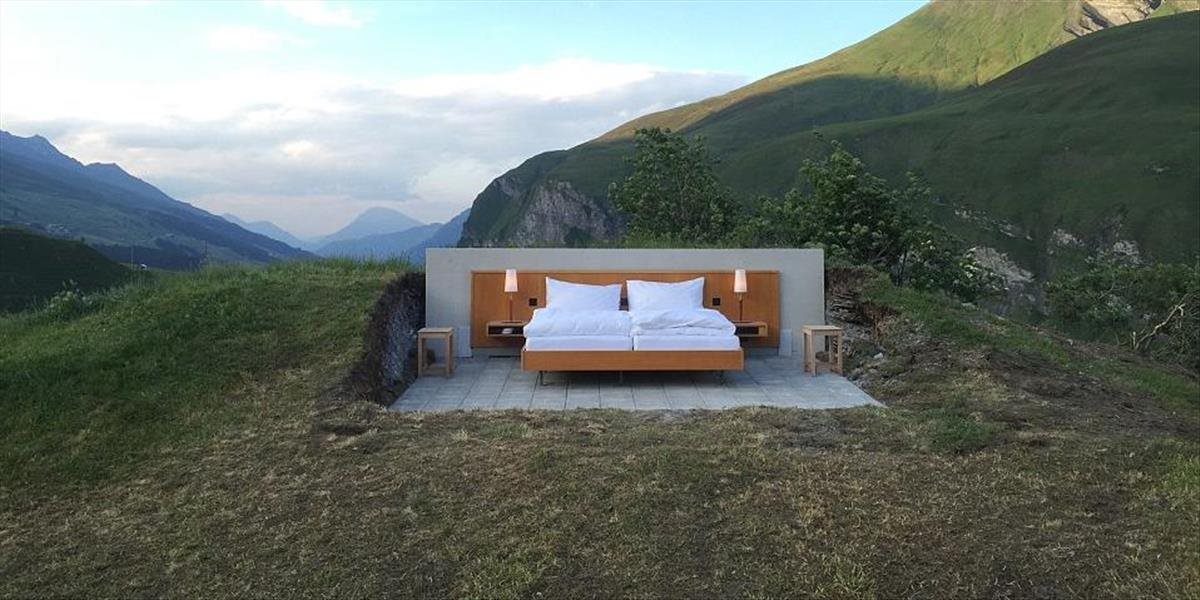 FOTO Vo Švajčiarsku môžete bývať v izbe bez stien za 230€ mesačne