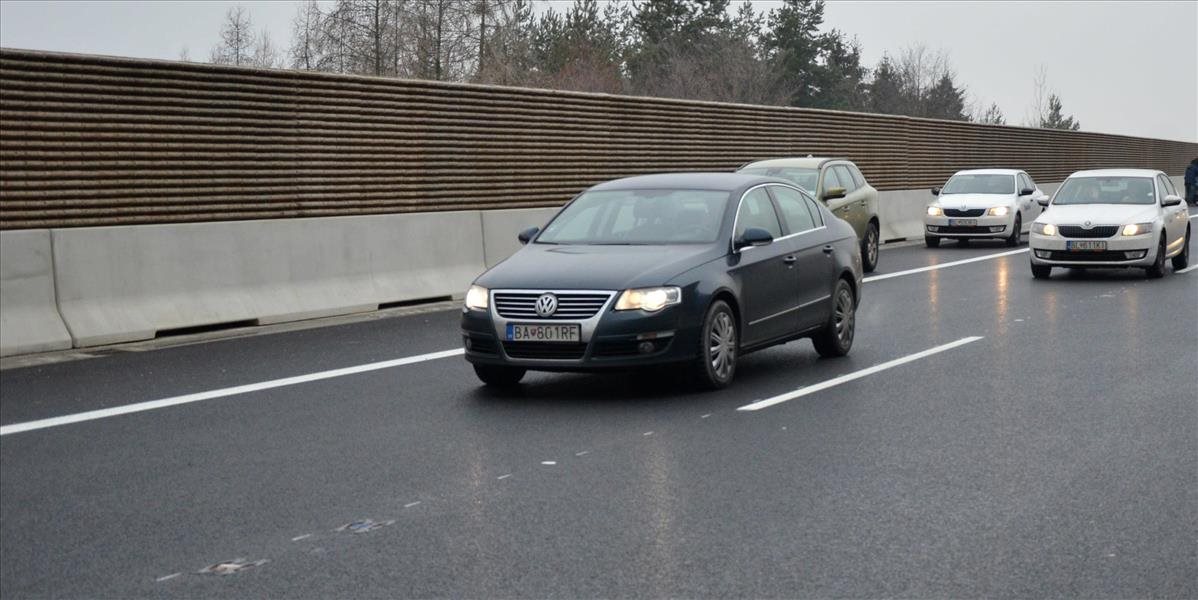 Premávka na D1 v Bratislave za polrok vzrástla o päť percent